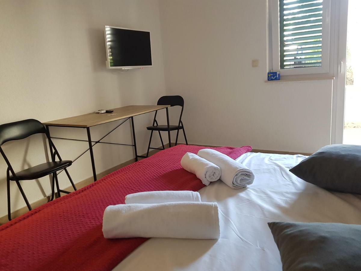 "Laurier" Rooms & Apartments 셀리나 외부 사진