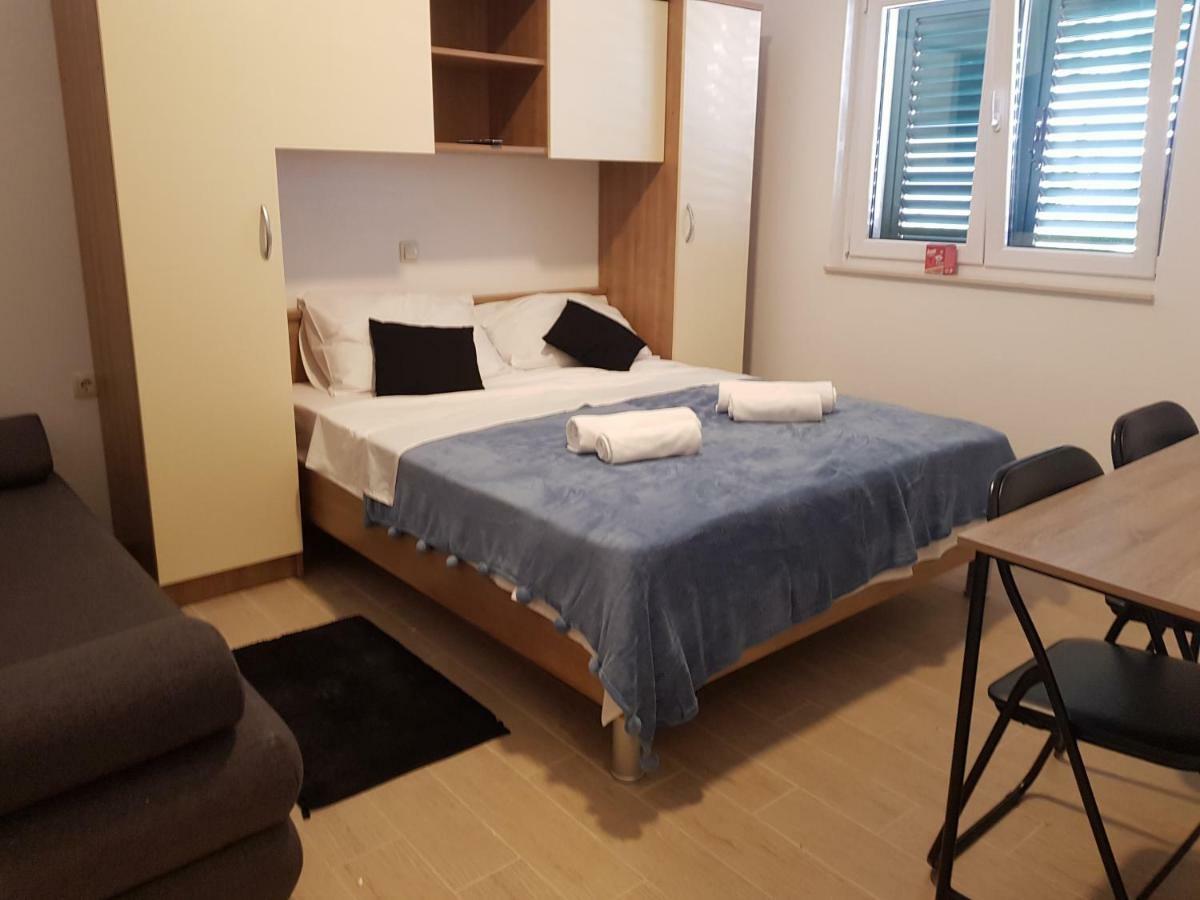 "Laurier" Rooms & Apartments 셀리나 외부 사진