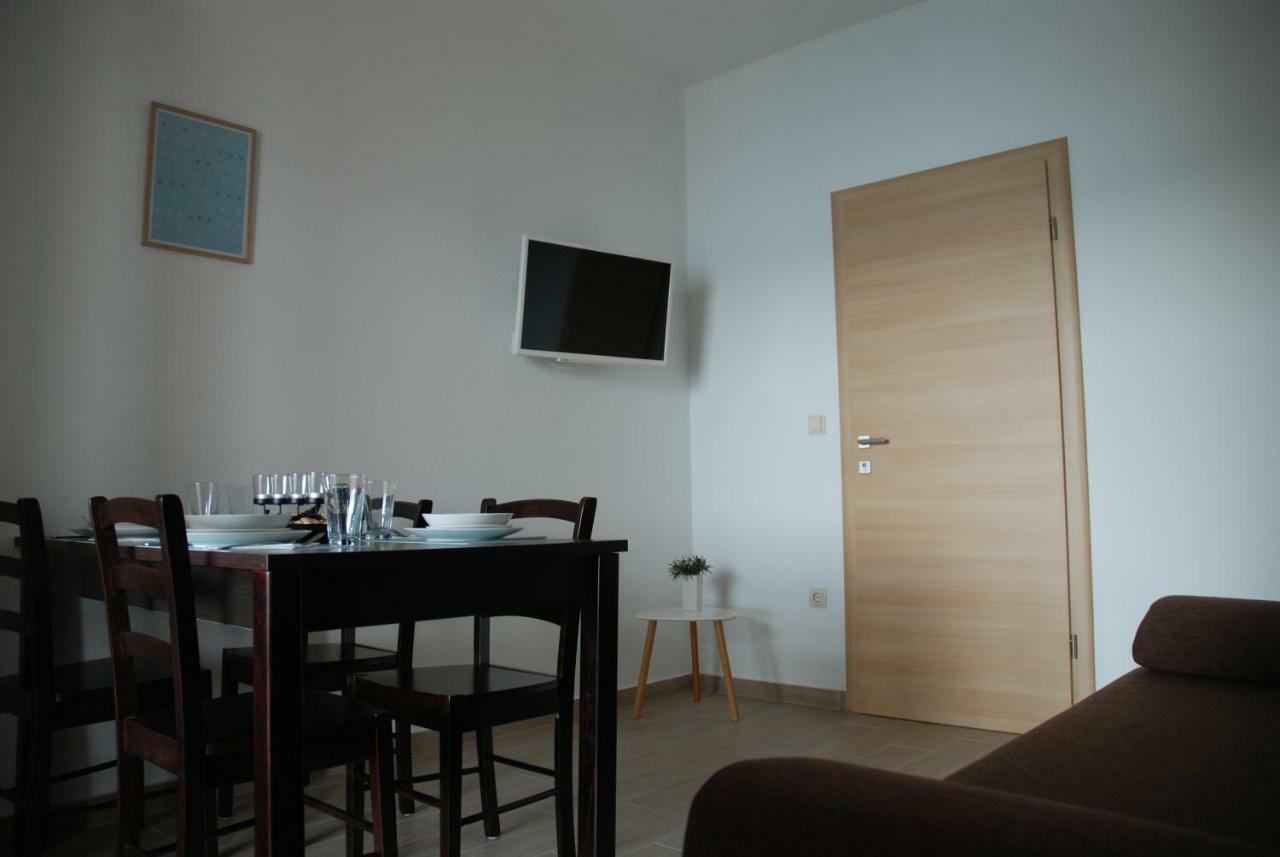 "Laurier" Rooms & Apartments 셀리나 외부 사진